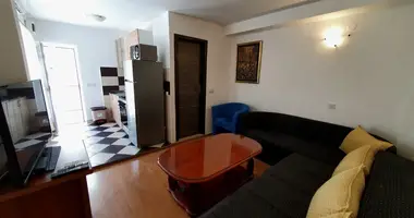 Apartamento 1 habitacion con aparcamiento en Budva, Montenegro