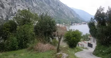 Plot of land in Donji Orahovac, Montenegro