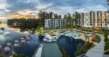 Condo 2 bedrooms in Phuket, Thailand