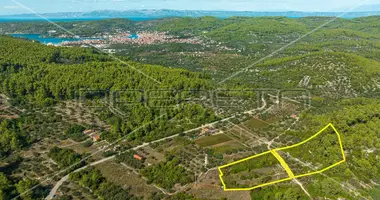 Plot of land in Vela Luka, Croatia