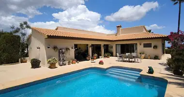 3 bedroom house in l Alfas del Pi, Spain