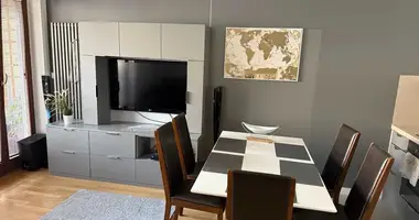 Apartamento 3 habitaciones en Varsovia, Polonia