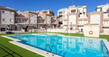 Bungalow Bungalow de 3 dormitorios con Vistas al mar, con Garaje, con Junto al mar en Santa Pola, España