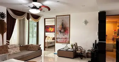 Condo 4 bedrooms with Balcony, with Furnitured, with Elevator in Pattaya, Thailand