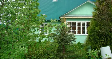 Casa 3 habitaciones en Mginskoe gorodskoe poselenie, Rusia