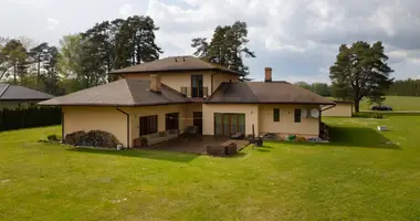 5 room house in Turkalne, Latvia