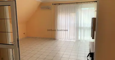 4 room apartment in Debreceni jaras, Hungary