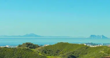 Plot of land in Benahavis, Spain