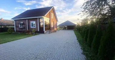 Casa en Pokrasauski siel ski Saviet, Bielorrusia