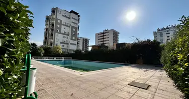 Apartamento 4 habitaciones en Muratpasa, Turquía