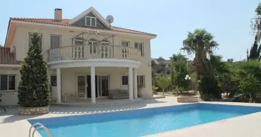 Villa 7 Zimmer mit Schwimmbad, mit Bergblick in Pyrgos Lemesou, Cyprus