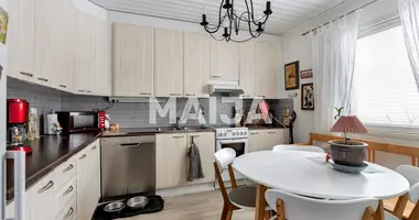 1 bedroom apartment in Maentsaelae, Finland