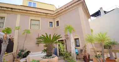 Villa 5 bedrooms in Guardamar del Segura, Spain