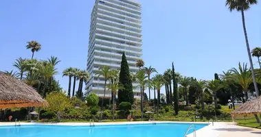 3 bedroom apartment in Marbella, Spain