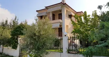 Dom wolnostojący 6 pokojów w Nikiti, Grecja
