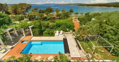 Hotel 450 m² in Punat, Croatia