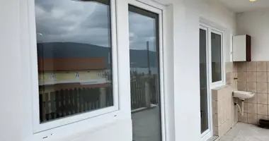 Wohnung 2 Schlafzimmer in Baosici, Montenegro