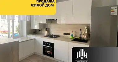 Apartamento 3 habitaciones en Balbasava, Bielorrusia