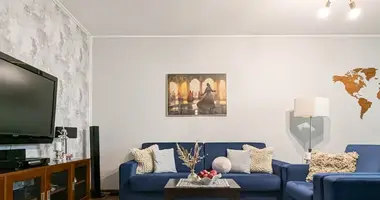 Apartamento 5 habitaciones en Varsovia, Polonia