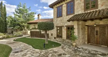 Maison 7 chambres dans Moniatis, Chypre
