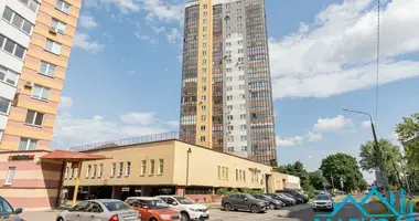 Propriété commerciale 781 m² dans Minsk, Biélorussie