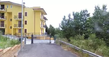 Mieszkanie 5 pokojów w Campofilone, Włochy