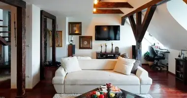 3 bedroom apartment in Navapolatsk, Belarus