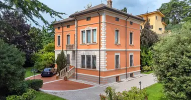 Villa 6 bedrooms with road in Caprino Veronese, Italy