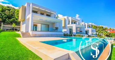 Villa 4 bedrooms in Pefkochori, Greece