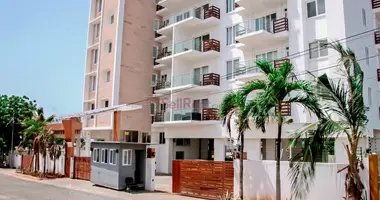 2 room apartment with balcony, with air conditioning, with swimming pool in Accra, Ghana