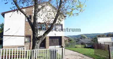 Casa 4 habitaciones en Zalaloevo, Hungría