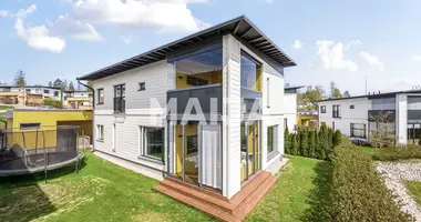 Haus 6 zimmer in Verwaltungsgemeinschaft Helsinki, Finnland