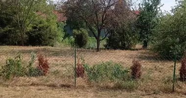 Parcela en Mezobereny, Hungría