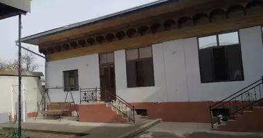 Дом 12 комнат в Ташкент, Узбекистан