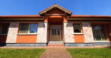 Dom 4 pokoi w Mosonmagyarovar, Węgry
