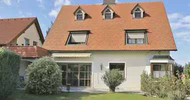 6 room house in Vienna, Austria