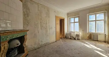 Квартира 4 спальни в Рига, Латвия