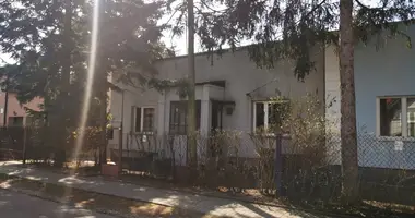 Дом в Варшава, Польша