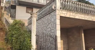 Casa 5 habitaciones en Kunje, Montenegro
