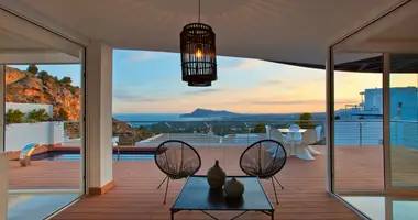 Villa 5 bedrooms in Altea, Spain