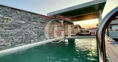 Villa 2 bedrooms with Swimming pool in Peschiera del Garda, Italy