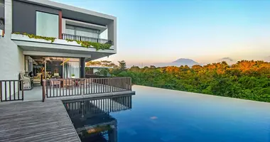 Villa 6 bedrooms in Tulikup, Indonesia