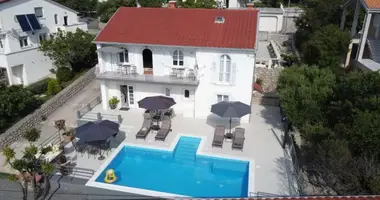 Villa 4 bedrooms in Novi Vinodolski, Croatia
