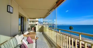 Apartamento 4 habitaciones en Fuengirola, Španjolska
