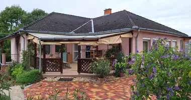 Dom 5 pokojów w Zalaegerszegi jaras, Węgry