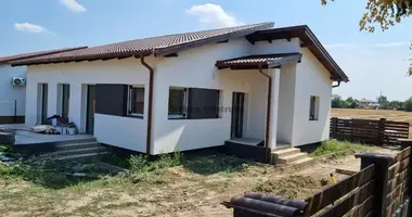 Casa 4 habitaciones en Balatonszabadi, Hungría