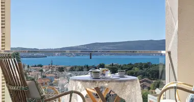 Penthouse 3 chambres dans Tivat, Monténégro