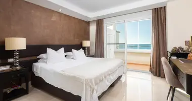Mieszkanie 3 pokoi w Estepona, Hiszpania