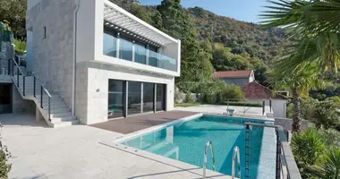 Villa  with parking, with Sea view, with Swimming pool in Risan, Montenegro