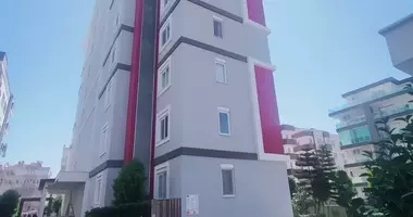 4 room apartment with parking, with elevator, with swimming pool in Alanya, Turkey